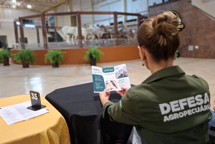 Agrodefesa amplia ações educativas e de fiscalização em leilões de gado em Goiás