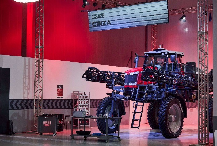 Master Mechanic: Mecânicos Agrícolas Precisam de Novas Habilidades para Operar Máquinas Inteligentes