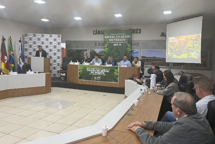 Tabaco garante renda acima da média e sucessão no campo, aponta pesquisa no RS