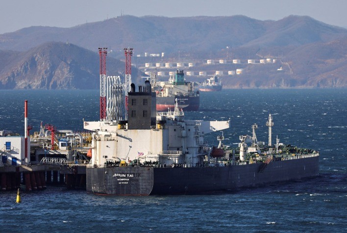 Rússia anuncia proibição parcial das exportações de diesel até o final de 2025