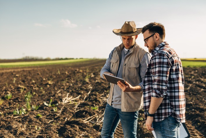 Agronegócio emprega 28,2 milhões de pessoas e bate recorde histórico, aponta Cepea/CNA