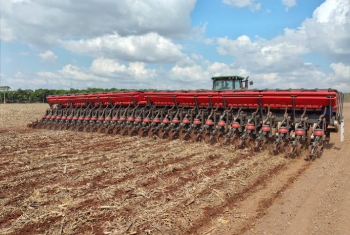 Início da safra de soja em MS marca nova temporada de pesquisas técnicas