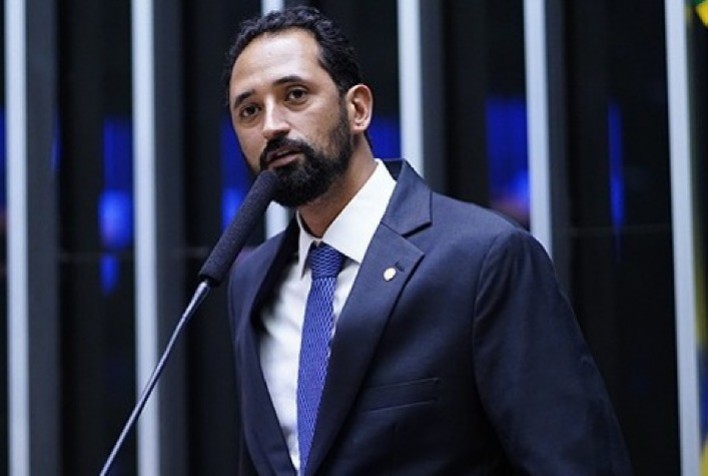 Isenção de IPI para máquinas agrícolas e veículos elétricos é aprovada em comissão da Câmara