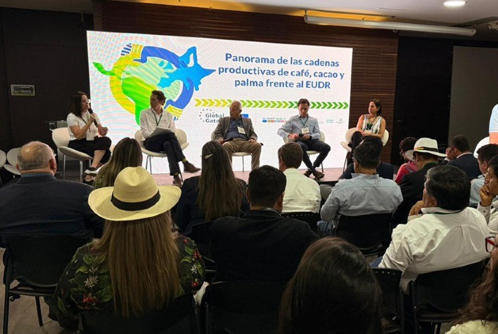 Brasil apresenta avanços em transparência e sustentabilidade do café em evento sobre o EUDR na Colômbia
