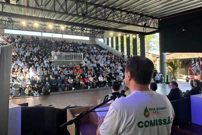Milk Summit Brazil 2025 discute estratégias para aumentar a produção e competitividade do leite gaúcho
