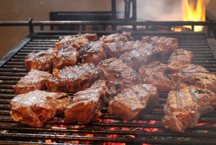 Carne de búfalo ganha espaço no XVII Encontro Brasileiro de Bubalinocultores em Fortaleza