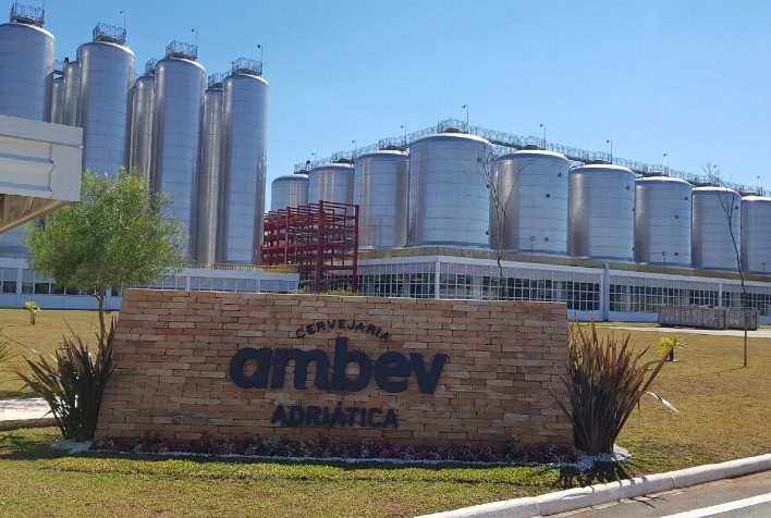 Lucro líquido da Ambev cresce 36,4% no 3º trimestre de 2025 e alcança R$ 4,86 bilhões