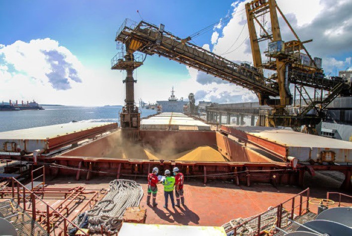 Exportações de soja e farelo batem recorde e crescem 6,7% até outubro