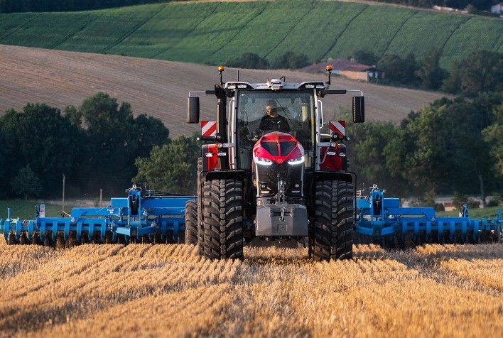 Massey Ferguson apresenta inovações e experiências imersivas na Agritechnica 2025