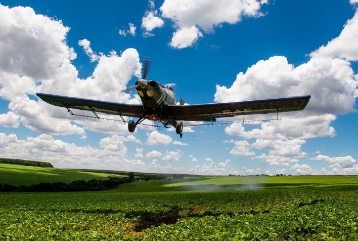 Synerjet entrega primeira aeronave Ipanema EMB 203 no Paraguai e amplia presença da aviação agrícola na América do Sul