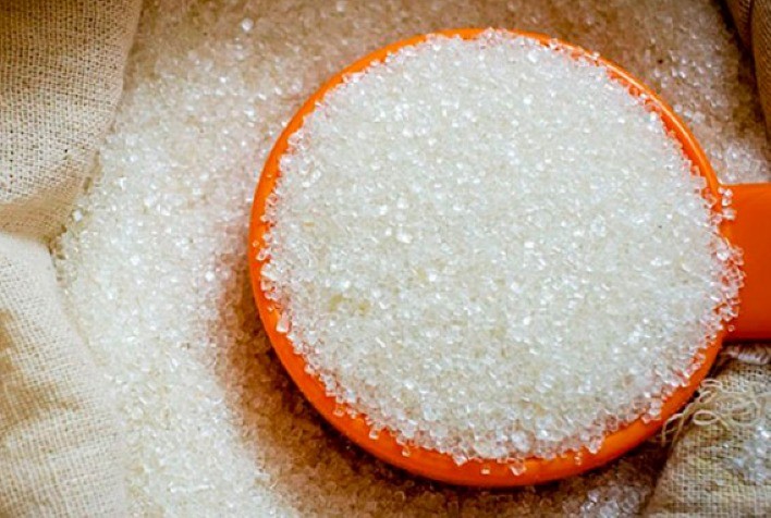 Mercado do açúcar oscila com incertezas sobre exportações indianas e produtividade da cana no Brasil