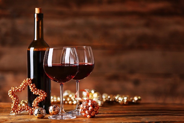 Natal deve impulsionar importações de eletrônicos, brinquedos e bebidas premium no fim de 2025