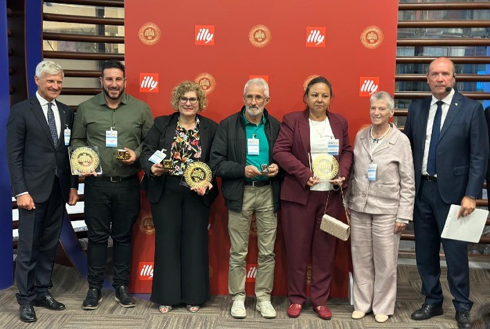 Café brasileiro é destaque no 34º Prêmio Ernesto Illy em Roma com vitória de Minas Gerais