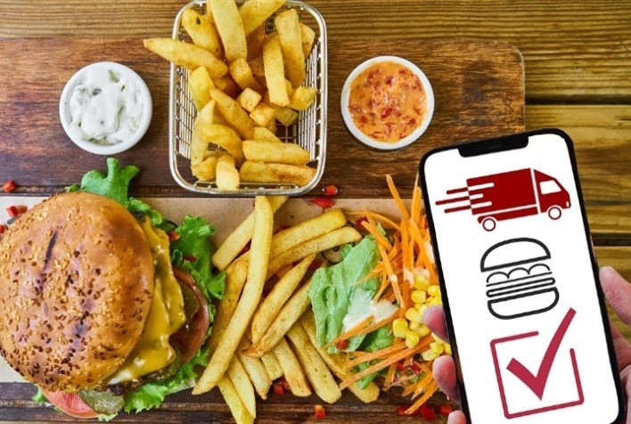 Food service deve crescer 10% em 2025 e mantém desempenho acima do varejo alimentício, aponta ABIA