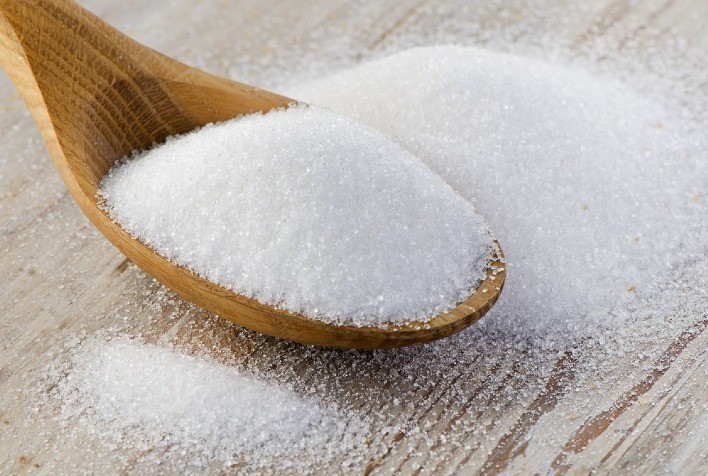 StoneX projeta superávit global e estoques recordes de açúcar em 2025/26