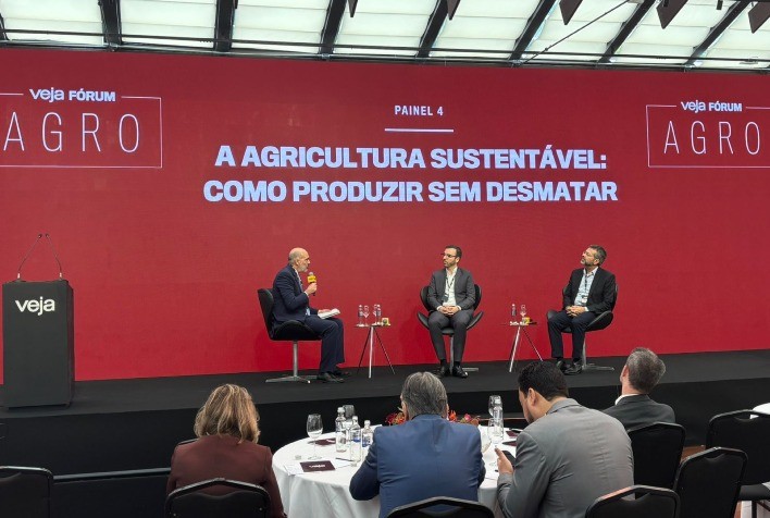 Recuperação de pastagens e sistemas integrados impulsionam o futuro sustentável da pecuária brasileira, aponta líder da JBS