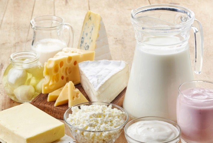 Mercado lácteo em Goiás registra nova queda de preços e recuo de 5,9% em novembro