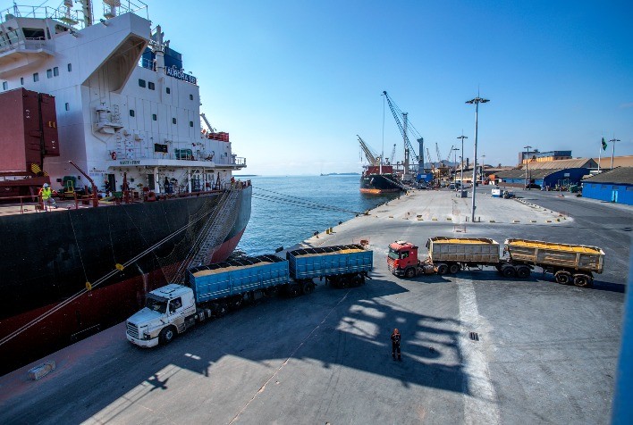 Paraguai exporta metade da safrinha de milho e antecipa vendas da safra 2026