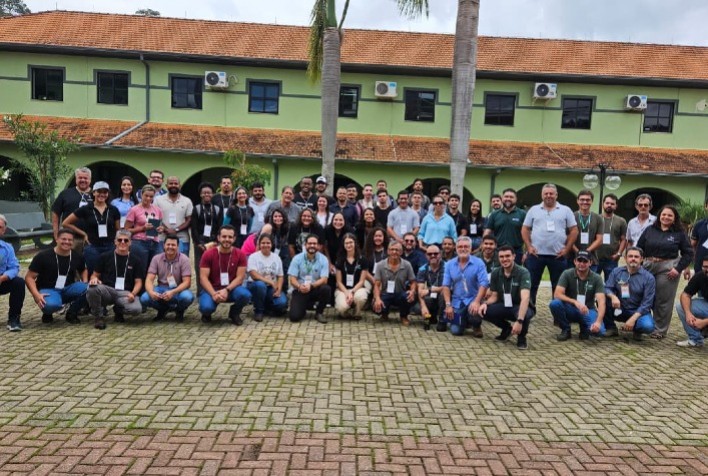 Dia de Campo em Viçosa destaca inovação e tecnologia como motores do futuro do agronegócio