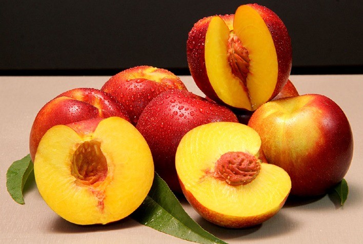 Embrapa lança nectarina BRS Carina com coloração intensa e ciclo médio de produção