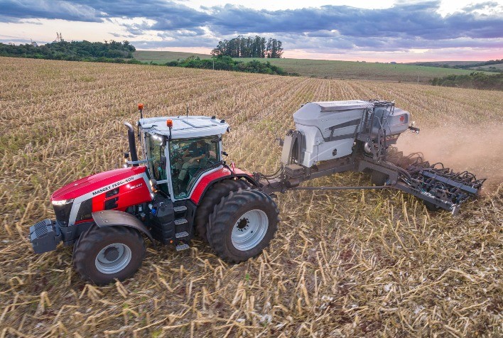 Consórcio Massey Ferguson cresce 35% em 2025 e amplia participação nas vendas de máquinas agrícolas