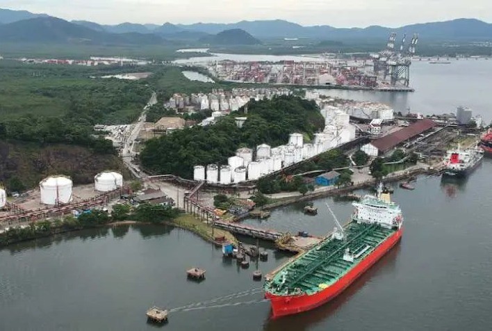 Exportações brasileiras de etanol têm pior desempenho em oito anos, apesar de reação em dezembro