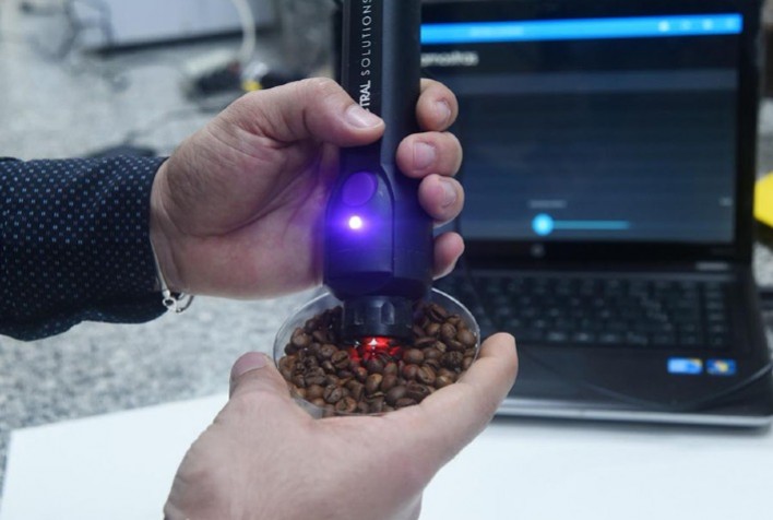 Nova tecnologia identifica origem e combate adulterações em cafés brasileiros