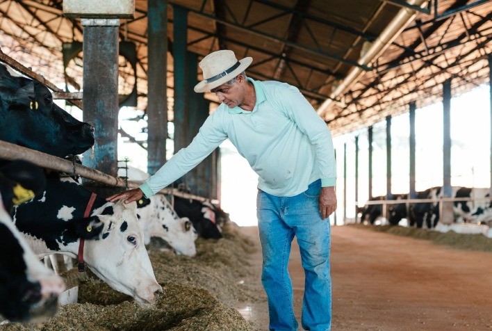 Nestlé Brasil incentiva bem-estar animal em fazendas de leite e fortalece sustentabilidade da produção