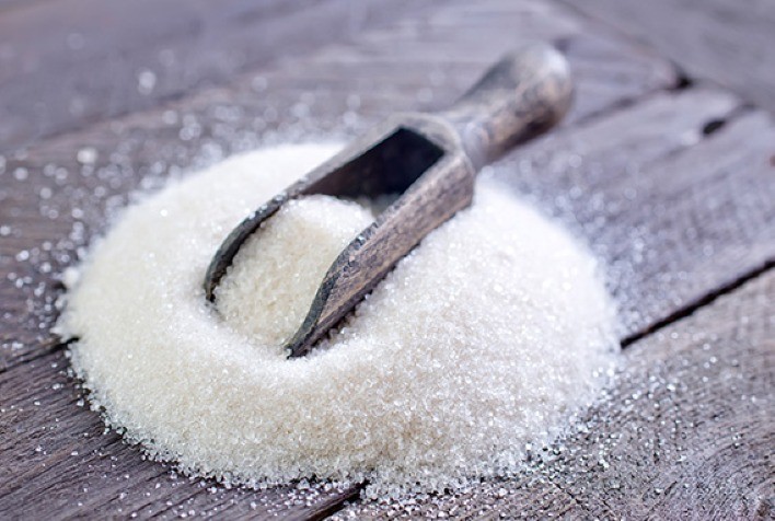 Açúcar mantém trajetória de queda e pressiona cotações no Brasil e no exterior