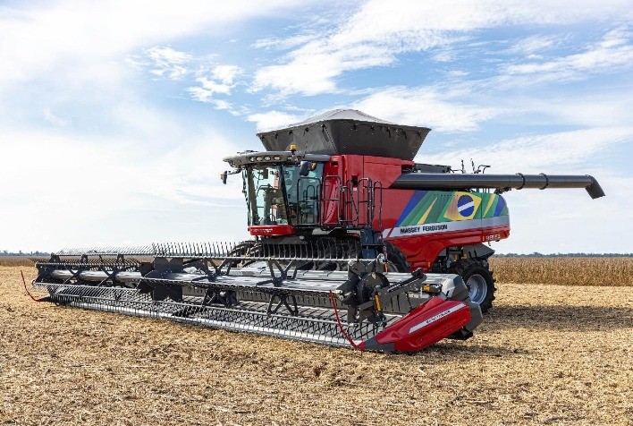 Massey Ferguson apresenta nova série de colheitadeiras axiais MF 9005S com melhorias na gestão de resíduos