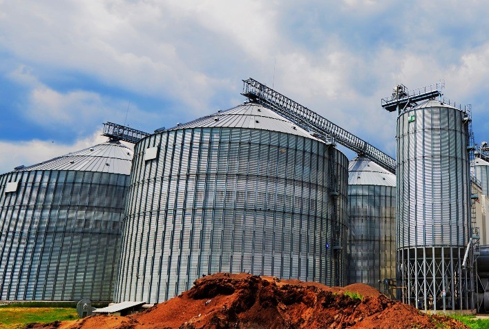 Déficit de armazenagem de grãos no Brasil supera 200 milhões de toneladas e pressiona competitividade do agro