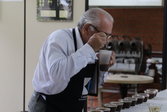 Novo protocolo revoluciona avaliação de cafés especiais e amplia valorização do produtor