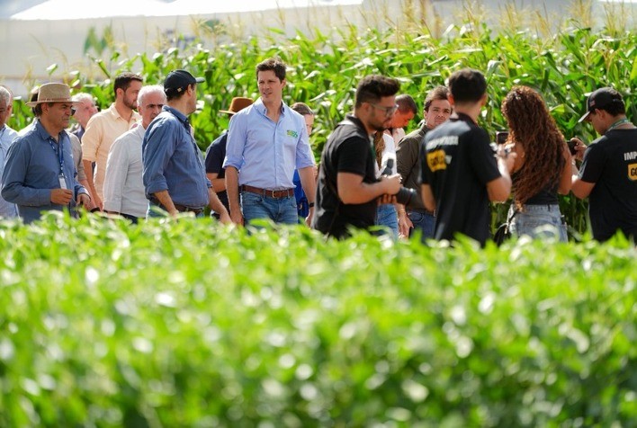 Daniel Vilela destaca investimentos para diversificação econômica e turismo rural em Goiás