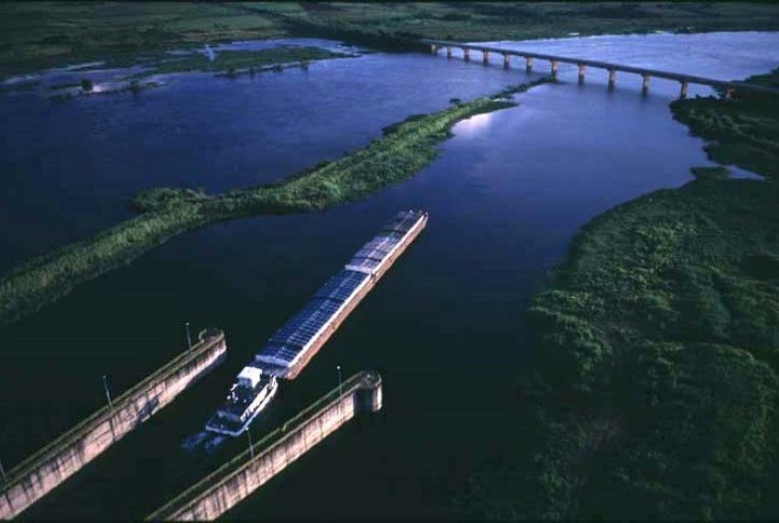 Ampliação da hidrovia Tietê-Paraná entra na reta final e deve reforçar logística do agronegócio paulista