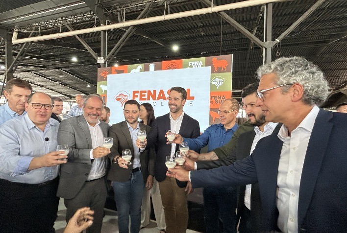 Fenasul, Expoleite e Fenovinos 2026 devem reunir mais de 3 mil animais em Esteio (RS)