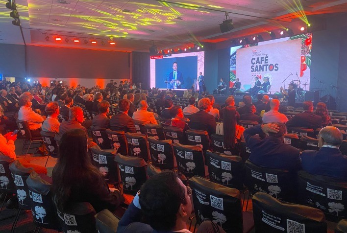 XXV Seminário Internacional do Café reúne 15 países e grandes nomes do agro, economia e logística em Santos