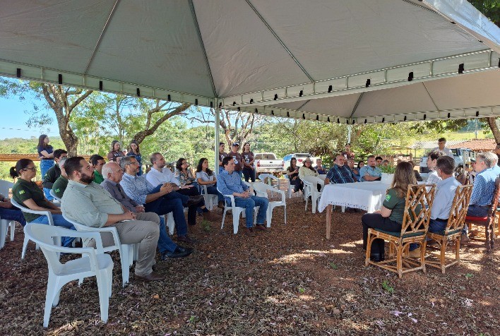 Goiás reforça combate à brucelose bovina com vacinação assistida e identificação eletrônica de bezerras