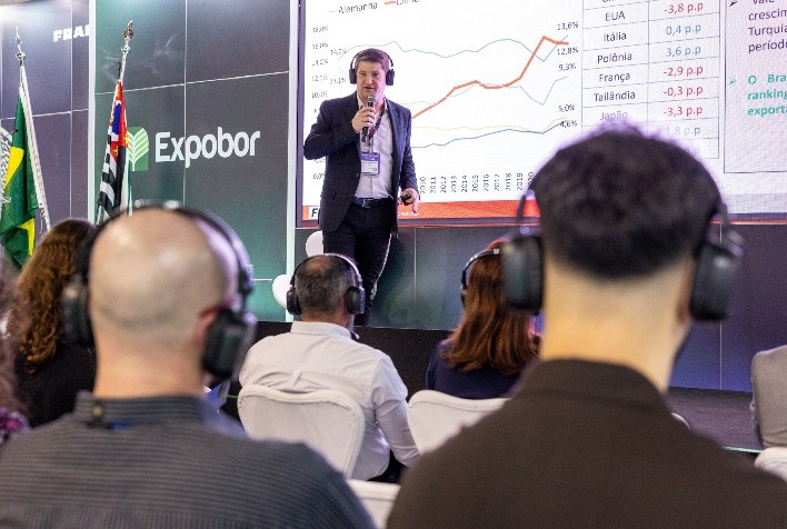 Indústria da borracha precisa acelerar execução de soluções para ganhar competitividade global, aponta estudo da Fiesp