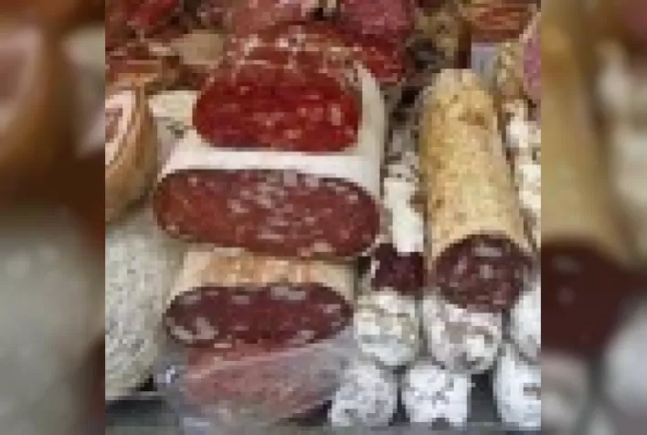 Técnicas de pré-mistura, pré-salga e pré-cura para o processamento de carnes