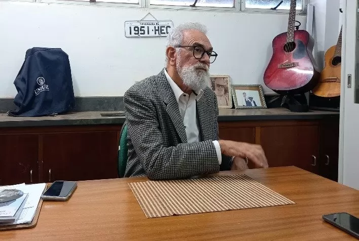 Gripe aviária: professor da Uniube fala sobre doença viral que chegou ao Brasil neste mês