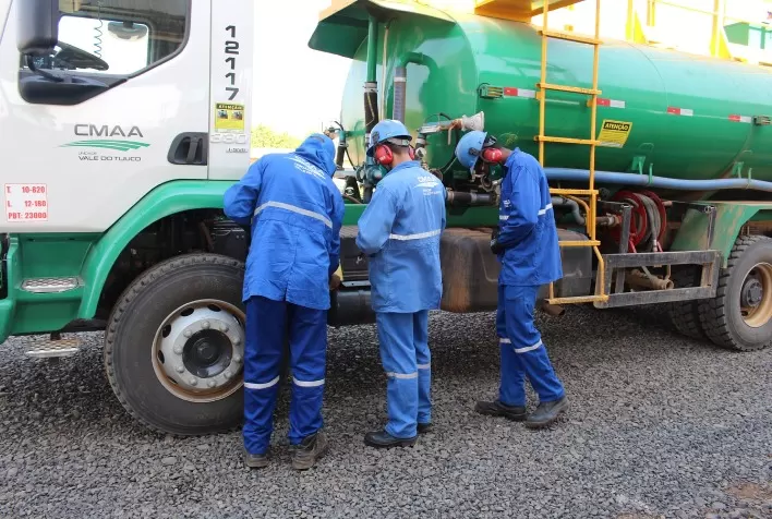 Com mercado aquecido, usinas contratam mecânicos agrícolas recém-formados