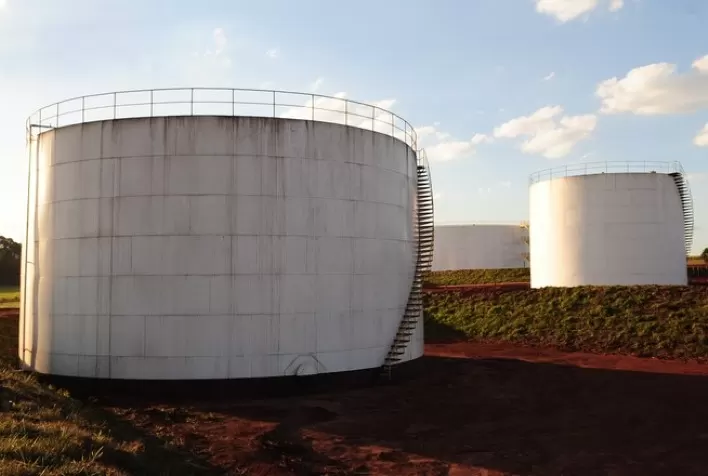 Exportação de etanol cresce, e dependência dos EUA diminui
