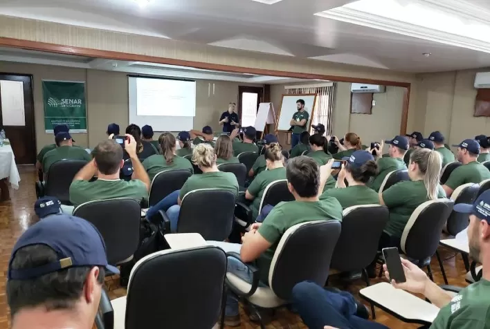 Produtores do extremo oeste recebem 10 cursos gratuitos do Senar/SC em fevereiro