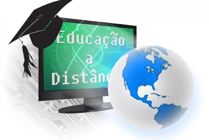O crescimento do EAD na pandemia indica maior procura em modelos de estudo digitais em 2021