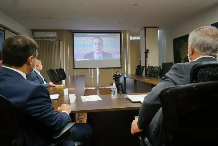 Em Brasília, governador pede reforço nos estoques de milho da Conab em Santa Catarina