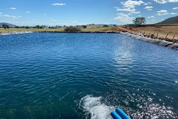 Produtores devem requisitar acervo da fornecedora de reservatórios de geomembranas