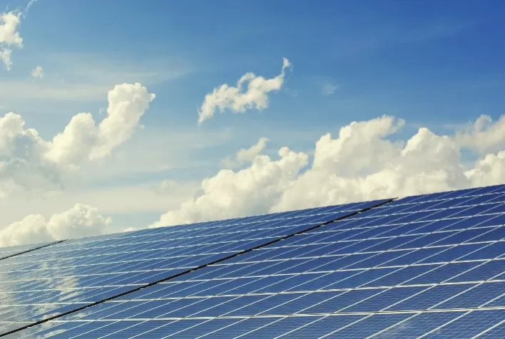 Mercado de energia renovável dobra capacidade de instalação no Brasil e vira tendência para 2021