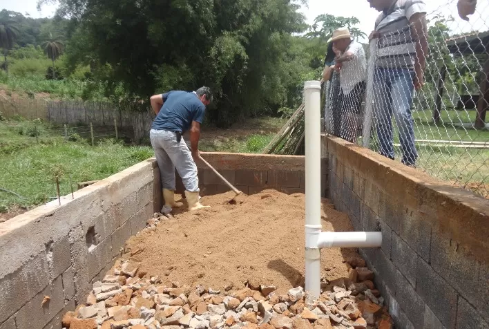 Projeto da Emater-MG incentiva tratamento ecológico de esgoto doméstico na região Central de Minas