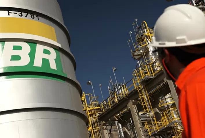 Preços de gasolina e diesel sobem hoje nas refinarias