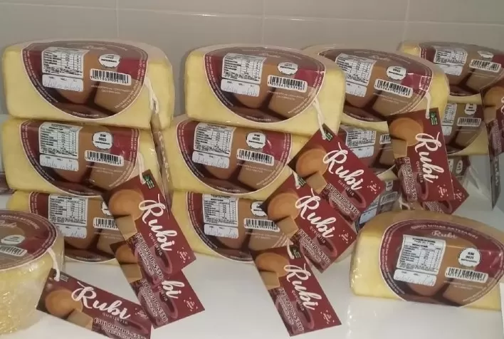 Queijo Minas Artesanal do município de Porteirinha é o primeiro da Serra Geral a obter selo para venda em todo o país